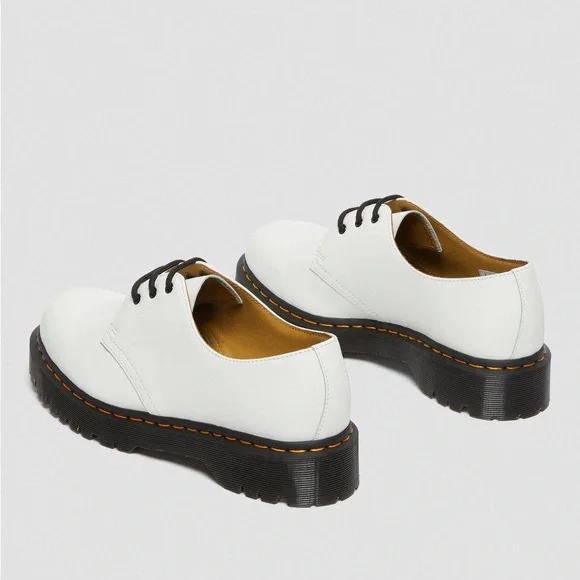 Dr. Martens 1461 Bex Smooth Leather Unisex White Oxford Shoes Sz W-8 M-7 NEW